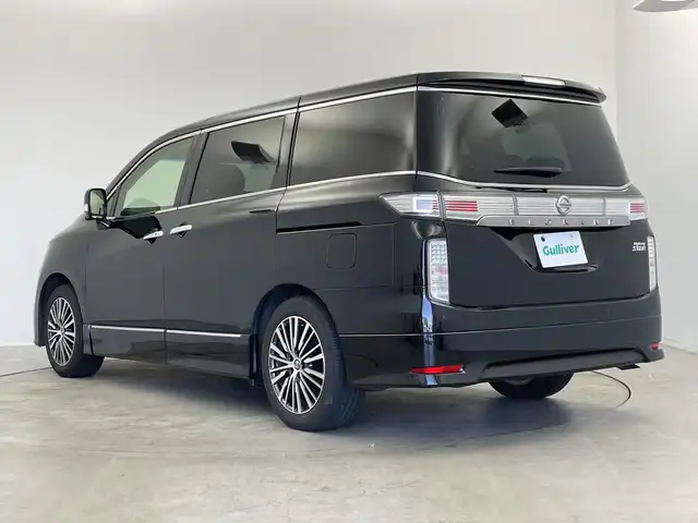 日産 エルグランド 250ハイウェイスターS 新潟県 2021(令3)年 3万km 黒 純正メーカーオプション10インチナビ/両側パワースライドドア/LEDヘッドライト/アラウンドビューモニター/クロストラフィック/コーナーセンサー/純正18インチアルミ/プッシュスタート/レーダークルーズコントロール/エマージェンシーブレーキ/ETC