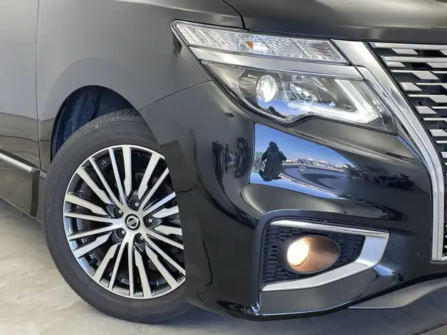 日産 エルグランド 250ハイウェイスターS 新潟県 2021(令3)年 3万km 黒 純正メーカーオプション10インチナビ/両側パワースライドドア/LEDヘッドライト/アラウンドビューモニター/クロストラフィック/コーナーセンサー/純正18インチアルミ/プッシュスタート/レーダークルーズコントロール/エマージェンシーブレーキ/ETC
