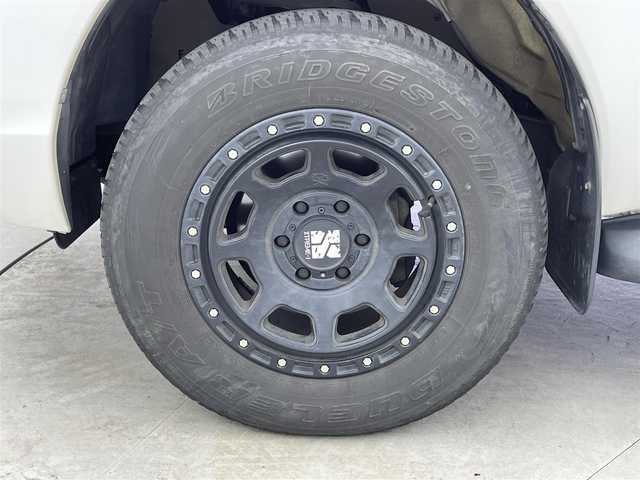 トヨタ ハイラックス Z 長野県 2020(令2)年 5万km スーパーホワイトⅡ 禁煙車/純正ナビ/【NSZT-W66T】/(CD/DVD/フルセグTV/Bluetooth)/セーフティセンス/・レーンディパーチャーアラート/・ロードサインアシスト/・レーダークルーズコントロール/・先行車発進告知/・クリアランスソナー/バックカメラ/ETC/革巻きステアリング/ステアリングスイッチ/アイドリングストップ/LEDヘッドライト/フォグランプ/オートライト/スマートキー/Pスタート/電動格納ミラー/XTREME-J　17インチAW/純正フロアマット/純正AWスタッドレス積み込み