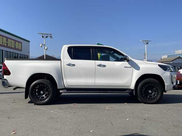 トヨタ ハイラックス Z 長野県 2020(令2)年 5万km スーパーホワイトⅡ 禁煙車/純正ナビ/【NSZT-W66T】/(CD/DVD/フルセグTV/Bluetooth)/セーフティセンス/・レーンディパーチャーアラート/・ロードサインアシスト/・レーダークルーズコントロール/・先行車発進告知/・クリアランスソナー/バックカメラ/ETC/革巻きステアリング/ステアリングスイッチ/アイドリングストップ/LEDヘッドライト/フォグランプ/オートライト/スマートキー/Pスタート/電動格納ミラー/XTREME-J　17インチAW/純正フロアマット/純正AWスタッドレス積み込み