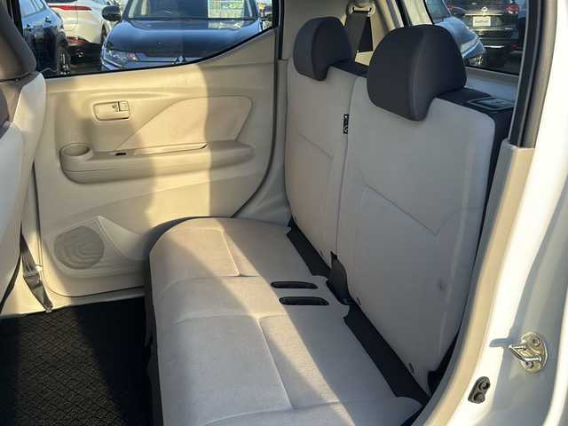 日産 デイズ B 徳島県 2020(令2)年 3万km ホワイト 純正7型ナビ　MJ118D-W/（DISC/SD/フルセグ/BT/ラジオ）/アイドリングストップ/スペアキー/前後コーナーセンサー/オートライト/電動格納付ドアミラー/エマージェンシーブレーキ/タイヤアングルガイド/車線逸脱警報/社外フロアマット/衝突被害軽減システム