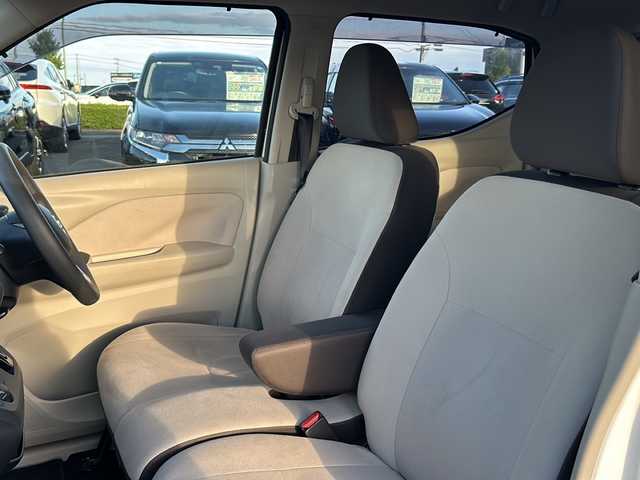 日産 デイズ B 徳島県 2020(令2)年 3万km ホワイト 純正7型ナビ　MJ118D-W/（DISC/SD/フルセグ/BT/ラジオ）/アイドリングストップ/スペアキー/前後コーナーセンサー/オートライト/電動格納付ドアミラー/エマージェンシーブレーキ/タイヤアングルガイド/車線逸脱警報/社外フロアマット/衝突被害軽減システム