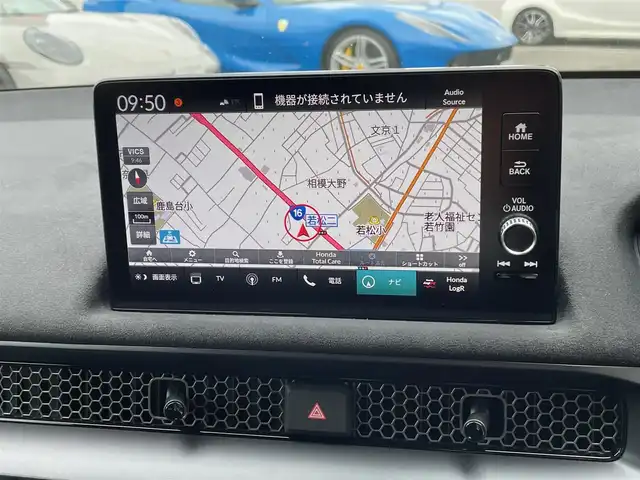 ホンダ シビック タイプR レーシングブラックPKG 神奈川県 2025(令7)年 0.1万km チャンピオンシップホワイト ワンオーナー/サイドステップイルミ/純正フロアマット/ナンバーフレーム/純正メモリーナビ・地デジTV/バックモニター/ビルトインETC2.0/純正USB/BT再生/ワイヤレス充電/ホンダセンシング/レーダークルーズコントロール/PCS/LKA/BSM/標識検知/コーナーセンサー/純正19インチAW/ブレンボブレーキ/LEDライト/前後ドライブレコーダー/プッシュスタート/スマートキー×2/保証書・取説あり