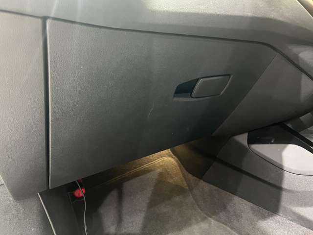 ＢＭＷ ＢＭＷ １１８ｄ プレイ エディションジョイ+ 千葉県 2020(令2)年 3.7万km アルピンホワイトⅢ コンフォートＰＫＧ　/ＡＣＣ　/ナビ　/Ｂカメラ　/Ｂｌｕｅｔｏｏｔｈ接続　/電動シート　/電動リアゲート　/ＬＥＤヘッドライト　/パーキングアシスト　/ＰＤＣ　/衝突軽減Ｂ　/ＬＫＡ　/ＢＳＭ　/前後ドラレコ　/禁煙車