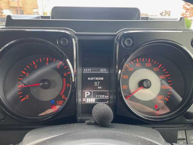 スズキ ジムニー シエラ JC 東京都 2024(令6)年 1.2万km ジャングルグリーン 純正ディスプレイオーディオ/バックカメラ/セーフティサポート/・デュアルセンサーブレーキサポート/・誤発進抑制機能/・車線逸脱警報機能/・ふらつき警報機能/・先行車発進お知らせ機能/・標識認識機能/・ハイビームアシスト/クルーズコントロール/デジタルインナーミラー/シートヒーター/LEDヘッドライト/アイドリングストップ/ステアリングスイッチ/プッシュスタート/フロアマット/ETC/スペアキー有