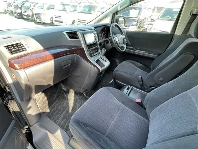 トヨタ アルファード 240S 岩手県 2014(平26)年 7.9万km ブラック エンスタ/アルパインSDナビ/ETC/電動格納ミラー/フルセグ/4WD/WAC/両側パワースライドドア/横滑り防止/レーダー探知機/二列目オットマン