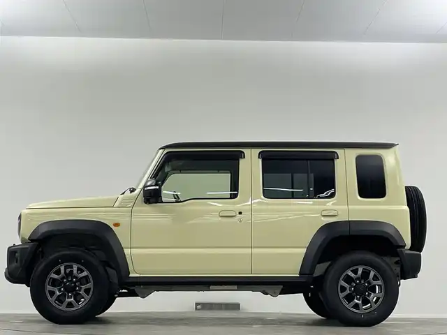 スズキ ジムニー ノマド FC 埼玉県 2025(令7)年 0.1千km ベージュⅡ 登録済未使用車　シートヒーター　衝突被害軽減　ＬＥＤヘッドライト　アダプティブクルーズコントロール　スマートキー　純正フロアマット　純正15インチアルミホイール　ダウンヒルアシストコントロール　