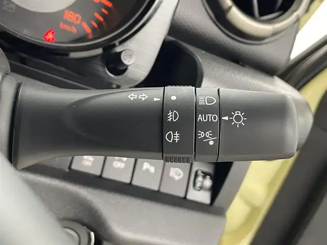 スズキ ジムニー ノマド FC 埼玉県 2025(令7)年 0.1千km ベージュⅡ 登録済未使用車　シートヒーター　衝突被害軽減　ＬＥＤヘッドライト　アダプティブクルーズコントロール　スマートキー　純正フロアマット　純正15インチアルミホイール　ダウンヒルアシストコントロール　