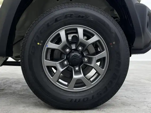 スズキ ジムニー ノマド FC 埼玉県 2025(令7)年 0.1千km ベージュⅡ 登録済未使用車　シートヒーター　衝突被害軽減　ＬＥＤヘッドライト　アダプティブクルーズコントロール　スマートキー　純正フロアマット　純正15インチアルミホイール　ダウンヒルアシストコントロール　