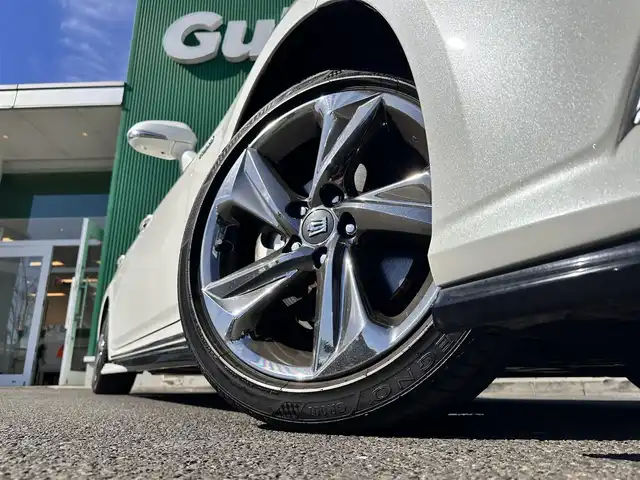 トヨタ クラウン ハイブリッド RS アドバンス 宮城県 2019(平31)年 2.5万km ホワイトパールクリスタルシャイン セーフティパッケージプラス/・パーキングサポートブレーキ/リアカメラディテクション/・パノラミックビューモニター/・インテリジェントパーキングアシスト2/レザーシートパッケージ/・ブラック革シート/・シートベンチレーション/・専用合皮巻きダッシュボードアッパー加飾/＝＝＝/セーフティセンス/・プリクラッシュセーフティ/・レーントレーシングアシスト/・レーダークルーズコントロール/・アダプティブハイビーム/・ロードサインアシスト/・先行車発進告知機能/ブラインドスポットモニター/リアクロストラフィックオートブレーキ/リアクロストラフィックアラート/ヘッドアップディスプレイ/純正ナビ/・CD/DVD/・Bluetooth/・フルセグTV/ビルトインETC2.0/ドライブレコーダー/AC100V/100Wコンセント/パワーシート（運転席メモリー機能付）/シートヒーター/ステアリングヒーター/革巻きステアリング/電動パーキングブレーキ/ブレーキホールド/3眼LEDヘッドランプ/シーケンシャルターンランプ/純正18インチAW