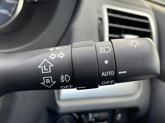 スバル インプレッサ スポーツ 2．0i アイサイト 岩手県 2015(平27)年 3.7万km ヴェネチアンレッドパール ワンオーナー 純正DIATONE SOUNDナビ バックC フルセグ レーダークルーズコントロール パドルシフト Bluetooth再生 Blu-ray再生 ETC オートHIDライト フォグランプ 純正16AW スマートキー