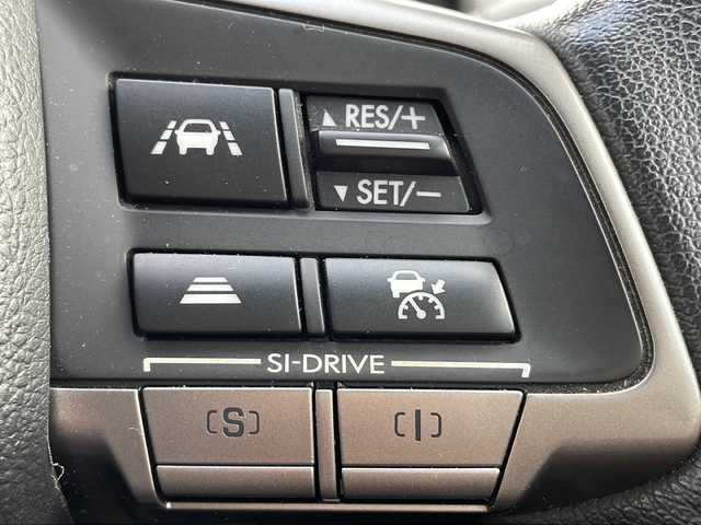 スバル インプレッサ スポーツ 2．0i アイサイト 岩手県 2015(平27)年 3.7万km ヴェネチアンレッドパール ワンオーナー 純正DIATONE SOUNDナビ バックC フルセグ レーダークルーズコントロール パドルシフト Bluetooth再生 Blu-ray再生 ETC オートHIDライト フォグランプ 純正16AW スマートキー