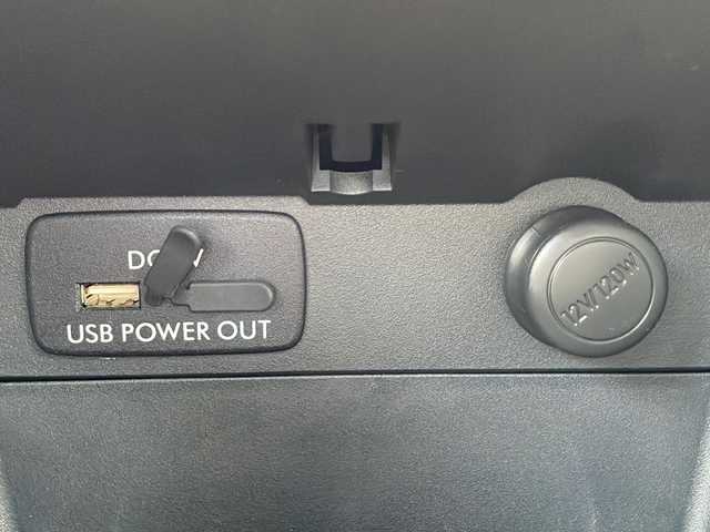 スバル インプレッサ スポーツ 2．0i アイサイト 岩手県 2015(平27)年 3.7万km ヴェネチアンレッドパール ワンオーナー 純正DIATONE SOUNDナビ バックC フルセグ レーダークルーズコントロール パドルシフト Bluetooth再生 Blu-ray再生 ETC オートHIDライト フォグランプ 純正16AW スマートキー