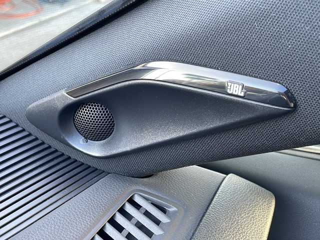 トヨタ ハリアー Z レザーパッケージ 福岡県 2020(令2)年 5.3万km プレシャスブラックパール 純正メーカーナビ/（Bカメラ/Bluetooth/AM/FM/TV）/全方位カメラ/パノラマルーフ/モデリスタフルエアロ/JBLサウンド/純正デジタルインナーミラー/HUD/ステアリングヒーター/レーダークルーズコントロール/電動リアゲート/レザーシート/パワーシート/シートメモリ機能/シートヒーター/エアシート/ETC2.0/純正19インチアルミホイール/電動パーキングブレーキ/HOLDボタン/デュアルエアコン/BSM/RCTA/クリアランスソナー/横滑り防止装置/車線逸脱警報/プリクラッシュ/オートマチックハイビーム/LEDヘッドライト/ISOFIX/ドアバイザー