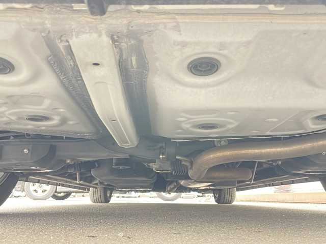 トヨタ ヴェルファイア ハイブリット ZR 青森県 2019(平31)年 11.2万km ホワイトパールクリスタルシャイン 4WD/OP寒冷地仕様/OP JBLプレミアムサウンド/純正SDナビ・フルセグTV/CD・DVD・Bluetooth・SD/OPパノラミックビューモニター/OPデジタルインナーミラー/黒合皮シート/前席エアシート・シートヒーター/両側パワースライドドア/OPパワーバックドア/セーフティセンス/プリクラッシュセーフティ/レーダークルーズコントロール/レーントレーシングアシスト/アダプティブハイビーム/インテリジェントクリアランスソナー/OPブラインドスポットモニター/前後ドライブレコーダー/ワイパーデアイサー/OP AC100V1500W/ビルトインETC2.0/OP3眼LEDヘッドライト/LEDフォグランプ/LEDリアフォグランプ/社外エアロ/社外車高調(純正車内)