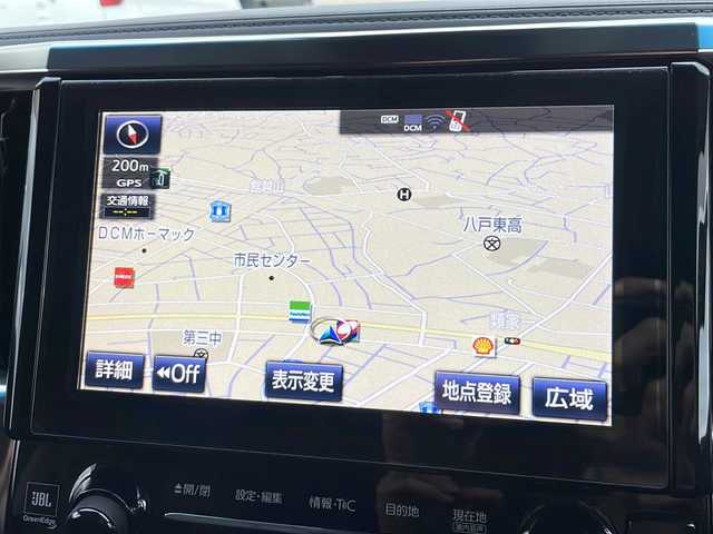 トヨタ ヴェルファイア ハイブリット ZR 青森県 2019(平31)年 11.2万km ホワイトパールクリスタルシャイン 4WD/OP寒冷地仕様/OP JBLプレミアムサウンド/純正SDナビ・フルセグTV/CD・DVD・Bluetooth・SD/OPパノラミックビューモニター/OPデジタルインナーミラー/黒合皮シート/前席エアシート・シートヒーター/両側パワースライドドア/OPパワーバックドア/セーフティセンス/プリクラッシュセーフティ/レーダークルーズコントロール/レーントレーシングアシスト/アダプティブハイビーム/インテリジェントクリアランスソナー/OPブラインドスポットモニター/前後ドライブレコーダー/ワイパーデアイサー/OP AC100V1500W/ビルトインETC2.0/OP3眼LEDヘッドライト/LEDフォグランプ/LEDリアフォグランプ/社外エアロ/社外車高調(純正車内)