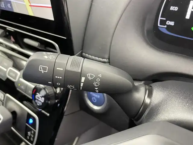 トヨタ アクア Z 富山県 2023(令5)年 1.3万km プラチナホワイトパールマイカ 純正10.5インチディスプレイオーディオ/（AM/FM/USB/BT/Miracast）/フルセグＴＶ/パノラミックビューモニター/ヘッドアップディスプレイ/モデリスタフロント/サイド/リアスポイラー/レーダークルーズコントロール/プリクラッシュセーフティ/アドバンスドパーク/レーンディパーチャーアラート/ブラインドスポットモニター/オートマチックハイビーム/クリアランスソナー/ビルトインＥＴＣ2.0/100V充電/スマートキー/プッシュスタート/ドアバイザー/純正フロアマット/保証書