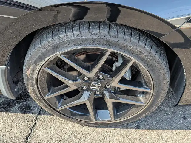 ホンダ シビック EX 福井県 2021(令3)年 2.7万km クリスタルブラックパール 純正ディスプレイオーディオ/・（フルセグTV/Bluetooth）/バックカメラ/BOSEサウンド/Honda SENSING/レーンキープアシスト/レーダークルーズコントロール/置くだけ充電/前席パワーシート/前席シートヒーター/ドライブレコーダー/純正フロアマット/オートLEDライト/オートマチックハイビーム/純正18インチAW/スマートキー