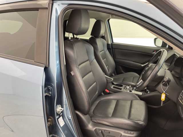 マツダ ＣＸ－５ XD Lパッケージ 愛知県 2015(平27)年 6.2万km ブルーリフレックスマイカ 純正ナビ/クルーズコントロール/プレミアムサウンドBOSE/シートヒーター/バックカメラ/パワーシート/コーナーセンサー/純正アルミホイール/ブラインドスポットモニター/LEDヘッドライト/オートマチックハイビーム/ETC/ステアリングスイッチ/スマートキー/プッシュスタート