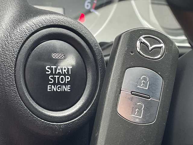 マツダ ＣＸ－５ XD Lパッケージ 愛知県 2015(平27)年 6.2万km ブルーリフレックスマイカ 純正ナビ/クルーズコントロール/プレミアムサウンドBOSE/シートヒーター/バックカメラ/パワーシート/コーナーセンサー/純正アルミホイール/ブラインドスポットモニター/LEDヘッドライト/オートマチックハイビーム/ETC/ステアリングスイッチ/スマートキー/プッシュスタート