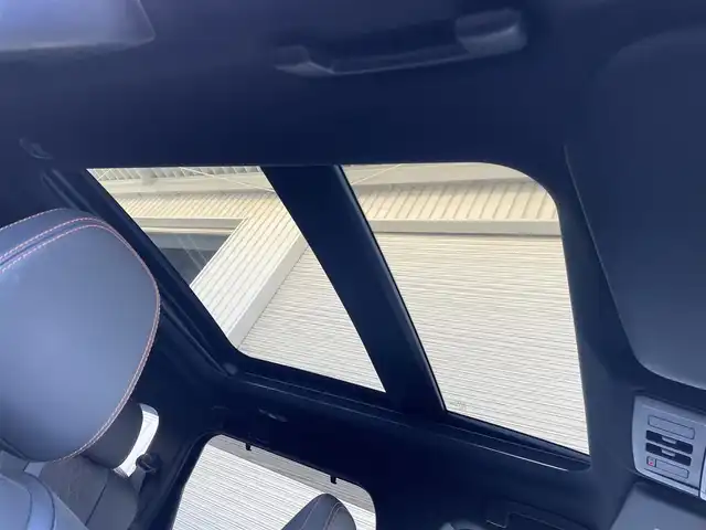 三菱 アウトランダー ＰＨＥＶ P 東京都 2023(令5)年 2.5万km 黒 純正９型ナビ　/サンルーフ　/ＢＯＳＥサウンド　/全周囲カメラ　/追従クルコン　/全席シートヒーター　/パワーシート　/ハンドルヒーター　/電動リア　/置型充電　/AC100V　/パドルシフト　/純正20インチAW　/禁煙