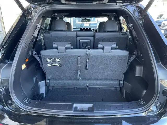 三菱 アウトランダー ＰＨＥＶ P 東京都 2023(令5)年 2.5万km 黒 純正９型ナビ　/サンルーフ　/ＢＯＳＥサウンド　/全周囲カメラ　/追従クルコン　/全席シートヒーター　/パワーシート　/ハンドルヒーター　/電動リア　/置型充電　/AC100V　/パドルシフト　/純正20インチAW　/禁煙