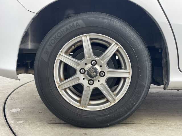 ホンダ フリード スパイク G ジャストセレクション 兵庫県 2011(平23)年 5.5万km アラバスターシルバーメタリック ・リモコンキー/・HIDヘッドライト/・オートライト/・社外１４インチアルミホイール/・フロアマット/・ドアバイザー/・ABS