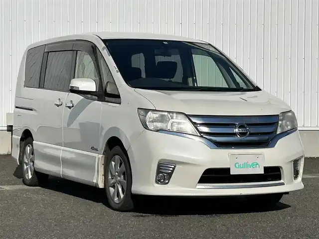 日産 セレナ