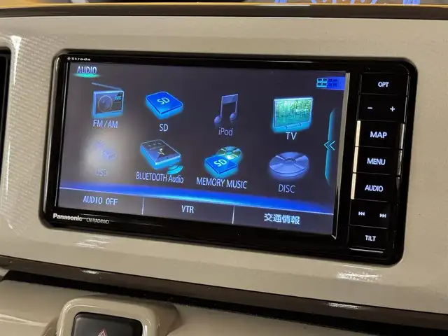 ダイハツ ムーヴ キャンバス X LTD メイクアッフ SA Ⅱ 群馬県 2017(平29)年 6.7万km スムースグレーマイカメタリック/プラムブラウンクリスタルマイカ 2トーン スマートアシスト/・衝突軽減ブレーキ/・車線逸脱警報/社外SDナビ/・フルセグTV/・Bluetooth/・DVD/CD/SD/USB/・FM/AM/両側パワースライドドア/ステアリングスイッチ/アイドリングストップ/オートライト/フォグランプ/プッシュスタート/スマートキー/純正フロアマット/純正ドアバイザー/電動格納ミラー/横滑り防止機能
