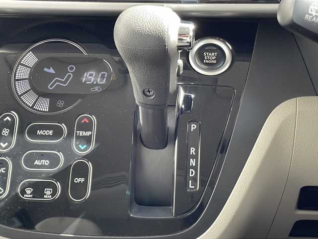 日産 デイズ ルークス X 千葉県 2019(平31)年 5.6万km スターリングシルバーM ナビＭＪ１１８Ｄ－Ｗ　全方位カメラ　パワースライドドア　ＢＴ　ＤＶＤ　スマートキー　プッシュスタート　エマージェンシーブレーキ　前後コーナーセンサー　横滑り防止機能　純正マット　ドアバイザー