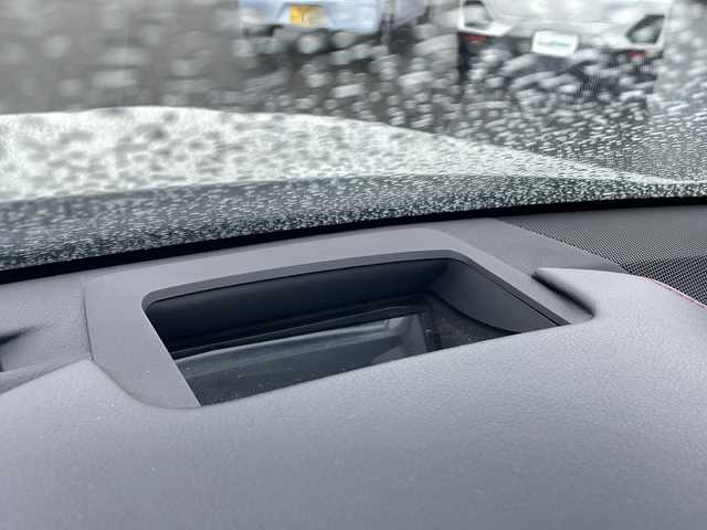 レクサス ＮＸ 200t Fスポーツ 富山県 2014(平26)年 2.9万km ソニッククォーツ 4WD/サンルーフ/三眼LEDヘッドライト/純正ナビ/フルセグ/Bluetooth/ETC/ドライブレコーダー/パノラミックビューモニター/パワーバックドア/ヘッドアップディスプレイ/アクティブサウンドコントロール/衝突被害軽減ブレーキ/レーンキープアシスト/レーダークルーズコントロール/クリアランスソナー/オートマチックハイビーム/シートベンチレーション/ステアリングヒーター/全席パワーシート