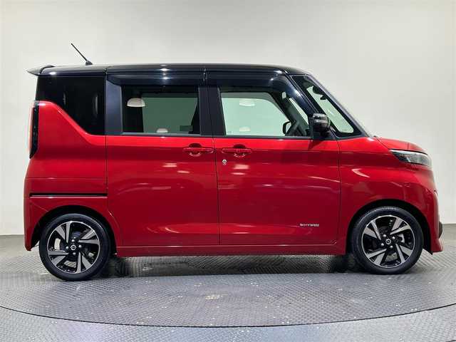 日産 ルークス HWS X プロパイロットED 愛媛県 2023(令5)年 0.8万km スパークリングレッド/ブラック 純正９インチナビ　/アラウンドビューモニター　/クルーズコントロール　/両側パワースライドドア　/純正フロアマット　/プロパイロット　/フルセグＴＶ　/純正ドライブレコーダー前後　/オートマチックハイビーム　/ＬＥＤ