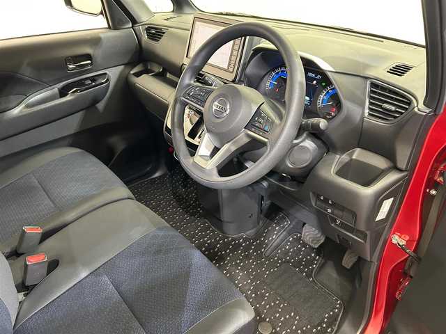 日産 ルークス HWS X プロパイロットED 愛媛県 2023(令5)年 0.8万km スパークリングレッド/ブラック 純正９インチナビ　/アラウンドビューモニター　/クルーズコントロール　/両側パワースライドドア　/純正フロアマット　/プロパイロット　/フルセグＴＶ　/純正ドライブレコーダー前後　/オートマチックハイビーム　/ＬＥＤ