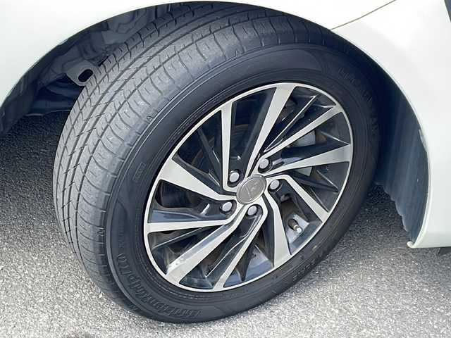 トヨタ シエンタ ハイブリッド G クエロ 長野県 2018(平30)年 3.3万km ホワイトパールクリスタルシャイン トヨタセーフティセンス/8インチメモリナビフルセグTV/バックカメラ/両側パワースライドドア/ハーフレザーシート/シートヒーター /社外15インチアルミ/LEDヘッドライト/保証書・取説/スペアキー