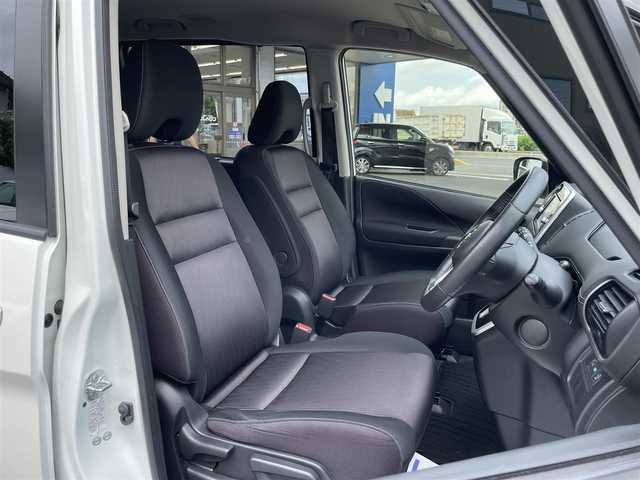 日産 セレナ ハイウェイスター 滋賀県 2017(平29)年 11.2万km ブリリアントホワイトパール (株)IDOMが運営する【じしゃロン草津店】の自社ローン専用車両になりますこちらは現金またはオートローンご利用時の価格です。自社ローンご希望の方は別途その旨お申付け下さい