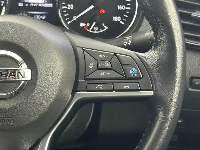 日産 エクストレイル 20Xi 群馬県 2019(令1)年 3万km ブリリアントホワイトパール 純正９インチナビ　アラウンドビューモニター　プロパイロット　パワーバックドア　ＬＥＤライト　シートヒーター　純正１８インチＡＷ　ステアリングリモコン　ダウンヒルアシスト　ＥＴＣ　スマートキー　禁煙車