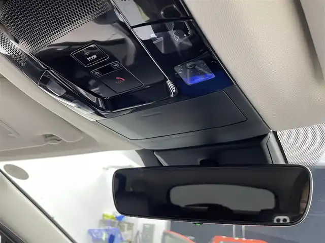 レクサス ＮＸ 450h+ バージョンL 愛知県 2022(令4)年 2.9万km ソニッククォーツ 4WD/レクサスセーフティセンス＋/　　・プリクラッシュセーフティ/　　・レーントレーシングアシスト/　　・レーンディバーチャーアラート/　　・アダプティブハイビームアシスト/　　・ロードサインアシスト/　　・リヤクロストラフィックアラート/　　・レーダークルーズコントロール/クリアランスソナー/ブラインドスポットモニター/ヘッドアップディスプレイ/14インチディスプレイオーディオ/　　・CD/DVD/BT/フルセグ/パノラミックビューモニター/ビルトインETC2.0/置くだけ充電/AC100V/本革巻ステアリングリモコン/ステアリングヒーター/本革シート/パワーシート（前席）/シートポジションメモリ機能（D席）/シートヒーター（全席）/ベンチレーション（前席）/パワーバックドア/純正20インチアルミホイール/3眼LEDヘッドライト/フォグランプ