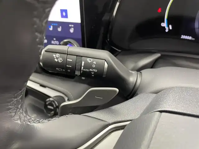 レクサス ＮＸ 450h+ バージョンL 愛知県 2022(令4)年 2.9万km ソニッククォーツ 4WD/レクサスセーフティセンス＋/　　・プリクラッシュセーフティ/　　・レーントレーシングアシスト/　　・レーンディバーチャーアラート/　　・アダプティブハイビームアシスト/　　・ロードサインアシスト/　　・リヤクロストラフィックアラート/　　・レーダークルーズコントロール/クリアランスソナー/ブラインドスポットモニター/ヘッドアップディスプレイ/14インチディスプレイオーディオ/　　・CD/DVD/BT/フルセグ/パノラミックビューモニター/ビルトインETC2.0/置くだけ充電/AC100V/本革巻ステアリングリモコン/ステアリングヒーター/本革シート/パワーシート（前席）/シートポジションメモリ機能（D席）/シートヒーター（全席）/ベンチレーション（前席）/パワーバックドア/純正20インチアルミホイール/3眼LEDヘッドライト/フォグランプ