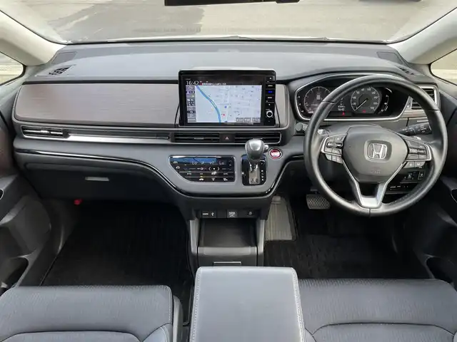 ホンダ オデッセイ アブソルート・EXホンダセンジング 群馬県 2020(令2)年 7.3万km プラチナホワイトパール 純正９型ナビ　/フルセグ・Ｂｌｕｅｔｏｏｔｈ・CD・DVD/全周囲カメラ　/電動リアドア　/衝突軽減ブレーキ　/レーンアシスト　/アダクティブクルーズコントロール　/コーナーセンサー　/前後ドライブレコーダー/黒ハーフレザー/前席パワーシート/ＥＴＣ　/純正マット