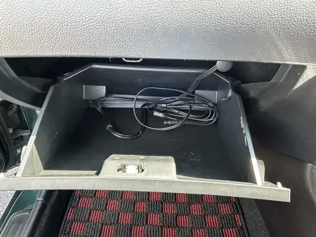 ダイハツ コペン ULTIMATE EDITION 愛知県 2006(平18)年 5.5万km ダークグリーンマイカ オープンカー/メモリーナビ（FM/AM/フルセグTV/USB/BT)/ETC/シートヒーター/純正RECARDシート/純正ビルシュタインショック/純正MOMOステアリング/純正フロアマット/D-SPORTマフラー/カーボンリアスポイラー/ENKEI15インチAW/パワーステアリング/パワーウィンドウ/ABS/ハロゲンライト