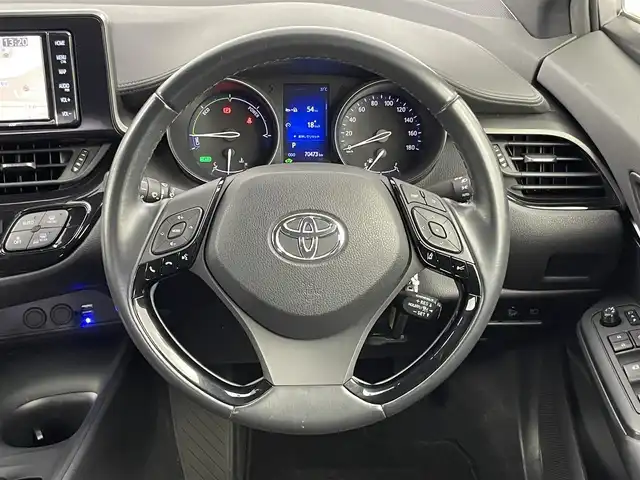 トヨタ Ｃ－ＨＲ S LEDパッケージ 千葉県 2019(平31)年 7.1万km メタルストリームM セーフティセンス/・プリクラッシュセーフティシステム/・レーンディパーチャーアラート/・オートマチックハイビーム/・レーダークルーズコントロール/純正7インチメモリーナビ/・フルセグTV/・Bluetooth接続/・CD/DVD再生機能/・バックカメラ/モデリスタエアロ/社外19インチAW/LEDヘッドライト/スマートキー/レーダークルーズコントロール/ビルトインETC