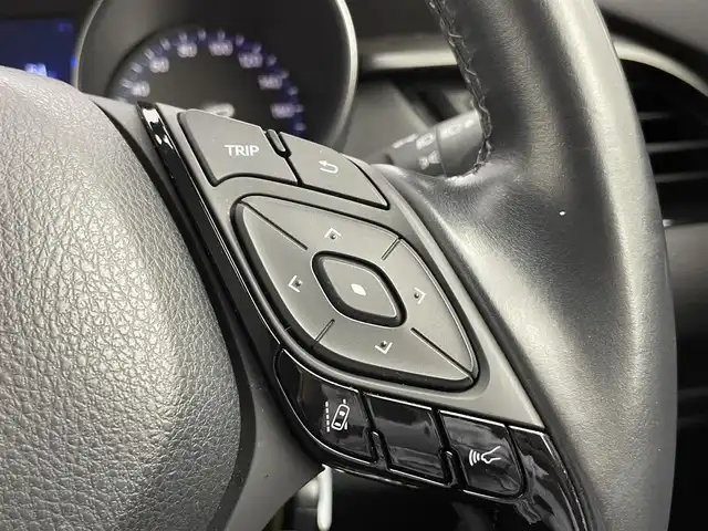 トヨタ Ｃ－ＨＲ S LEDパッケージ 千葉県 2019(平31)年 7.1万km メタルストリームM セーフティセンス/・プリクラッシュセーフティシステム/・レーンディパーチャーアラート/・オートマチックハイビーム/・レーダークルーズコントロール/純正7インチメモリーナビ/・フルセグTV/・Bluetooth接続/・CD/DVD再生機能/・バックカメラ/モデリスタエアロ/社外19インチAW/LEDヘッドライト/スマートキー/レーダークルーズコントロール/ビルトインETC