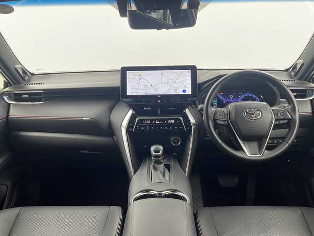 トヨタ ハリアー ＰＨＥＶ Z 栃木県 2023(令5)年 2.9万km プラチナホワイトパールマイカ ワンオーナー/寒冷地仕様/純正デジタルインナーミラー(ドラレコ内臓)/JBLプレミアムサウンド/純正ディスプレイオーディオ/・Apple CarPlay/Android Auto/Bluetooth/Miracast/・フルセグTV(テレビキャンセラー有)/・USB/・FM/AM/おくだけ充電/トヨタセーフティセンス/・プリクラッシュセーフティ/・誤発進抑制/・レーダークルーズコントロール/・レーンキープアシスト/・全周囲カメラ/・ヘッドアップディスプレイ/・ブラインドスポットモニター/・ロードサインアシスト/・オートハイビーム/ビルトインETC2.0/電動リアゲート/AC1500W対応コンセント/LEDヘッドライト/LEDフォグランプ/ステアリングヒーター/パワーシート(D/N)/シートヒーター(D/N席 R席R/L)/シートベンチレーター(D/N席)/純正19インチアルミホイール/ドアバイザー/サイド+カーテンエアバッグ/純正フロアマット/スマートキー×2本/エンジンスターター/スペアタイヤ/保証書、取扱説明書/充電ケーブル車載