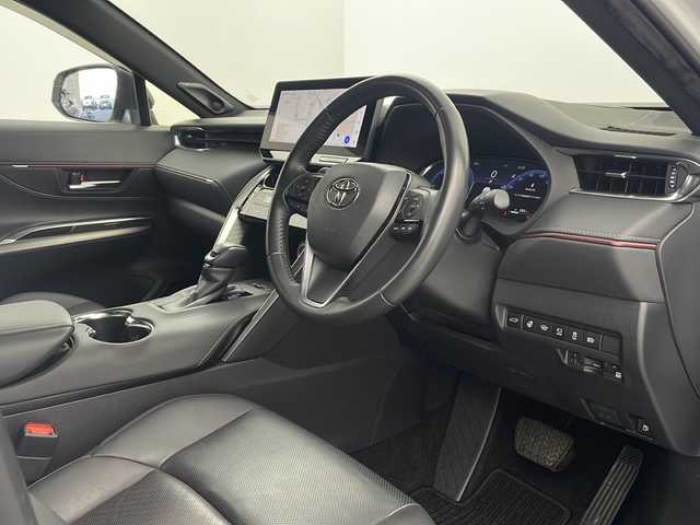 トヨタ ハリアー ＰＨＥＶ Z 栃木県 2023(令5)年 2.9万km プラチナホワイトパールマイカ ワンオーナー/寒冷地仕様/純正デジタルインナーミラー(ドラレコ内臓)/JBLプレミアムサウンド/純正ディスプレイオーディオ/・Apple CarPlay/Android Auto/Bluetooth/Miracast/・フルセグTV(テレビキャンセラー有)/・USB/・FM/AM/おくだけ充電/トヨタセーフティセンス/・プリクラッシュセーフティ/・誤発進抑制/・レーダークルーズコントロール/・レーンキープアシスト/・全周囲カメラ/・ヘッドアップディスプレイ/・ブラインドスポットモニター/・ロードサインアシスト/・オートハイビーム/ビルトインETC2.0/電動リアゲート/AC1500W対応コンセント/LEDヘッドライト/LEDフォグランプ/ステアリングヒーター/パワーシート(D/N)/シートヒーター(D/N席 R席R/L)/シートベンチレーター(D/N席)/純正19インチアルミホイール/ドアバイザー/サイド+カーテンエアバッグ/純正フロアマット/スマートキー×2本/エンジンスターター/スペアタイヤ/保証書、取扱説明書/充電ケーブル車載