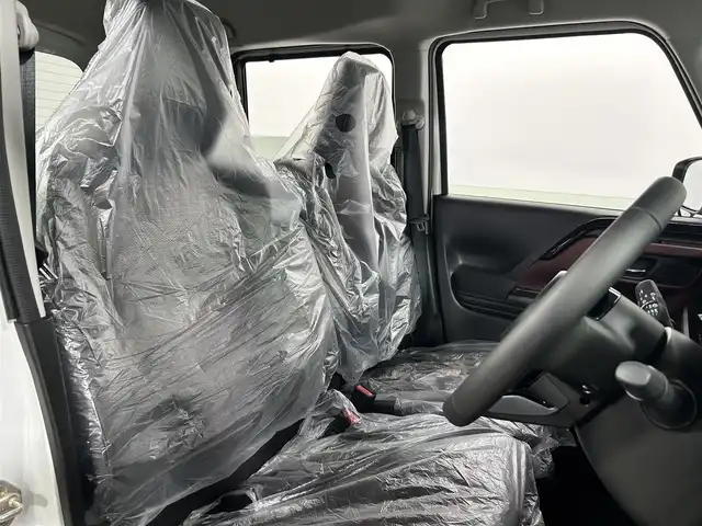 スズキ スペーシア カスタム HYBRID XS 大阪府 2025(令7)年 0.1千km ピュアホワイトパール/ブラック2トーン 届出済未使用車/純正９型ディスプレイオーディオ　ナビ機能あり/全方位カメラ/両側パワースライドドア/レーダークルーズコントロール/シートヒーター/バックカメラ/ヘッドアップディスプレイ/コーナーセンサー/純正アルミホイール/LEDヘッドライト/ステアリングヒーター/オートマチックハイビーム/衝突軽減システム/フルセグ/Bluetooth/ステアリングスイッチ/スマートキー/プッシュスタート