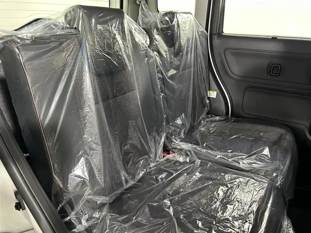 スズキ スペーシア カスタム HYBRID XS 大阪府 2025(令7)年 0.1千km ピュアホワイトパール/ブラック2トーン 届出済未使用車/純正９型ディスプレイオーディオ　ナビ機能あり/全方位カメラ/両側パワースライドドア/レーダークルーズコントロール/シートヒーター/バックカメラ/ヘッドアップディスプレイ/コーナーセンサー/純正アルミホイール/LEDヘッドライト/ステアリングヒーター/オートマチックハイビーム/衝突軽減システム/フルセグ/Bluetooth/ステアリングスイッチ/スマートキー/プッシュスタート