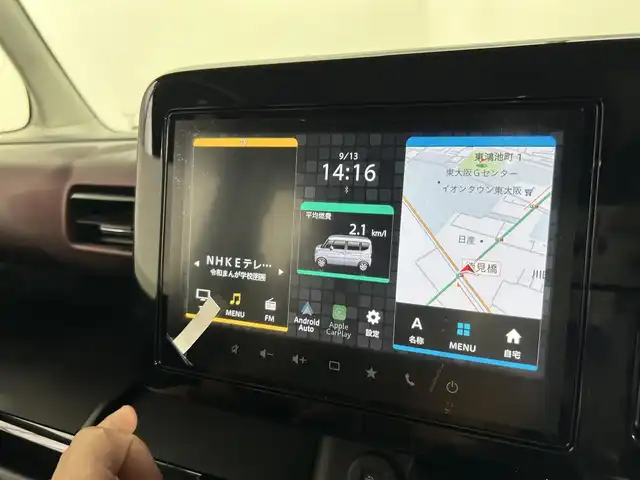 スズキ スペーシア カスタム HYBRID XS 大阪府 2025(令7)年 0.1千km ピュアホワイトパール/ブラック2トーン 届出済未使用車/純正９型ディスプレイオーディオ　ナビ機能あり/全方位カメラ/両側パワースライドドア/レーダークルーズコントロール/シートヒーター/バックカメラ/ヘッドアップディスプレイ/コーナーセンサー/純正アルミホイール/LEDヘッドライト/ステアリングヒーター/オートマチックハイビーム/衝突軽減システム/フルセグ/Bluetooth/ステアリングスイッチ/スマートキー/プッシュスタート