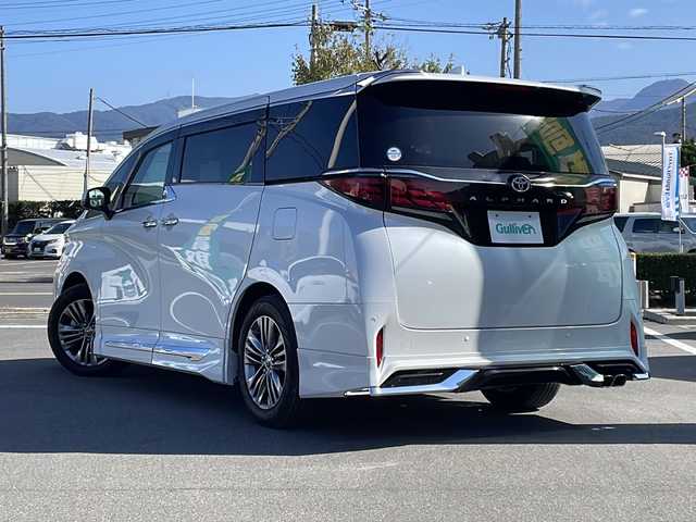 トヨタ アルファード Z 長野県 2024(令6)年 0.8万km プラチナホワイトパールマイカ 純正14型ディスプレイオーディオ/フルセグ/全方位カメラ/モデリスタエアロ/左右独立ムーンルーフ/アドバンストパーク/衝突被害軽減ブレーキ/車線逸脱抑制装置/レーダークルーズコントロール/オートマチックハイビーム/クリアランスソナー/ブラインドスポットモニター/両側電動スライドドア/置くだけ充電/AC100V/ETC2.0/シートヒーター/ベンチレーション/ステアリングヒーター/純正18インチAW/3眼LEDヘッドライト/スマートキー