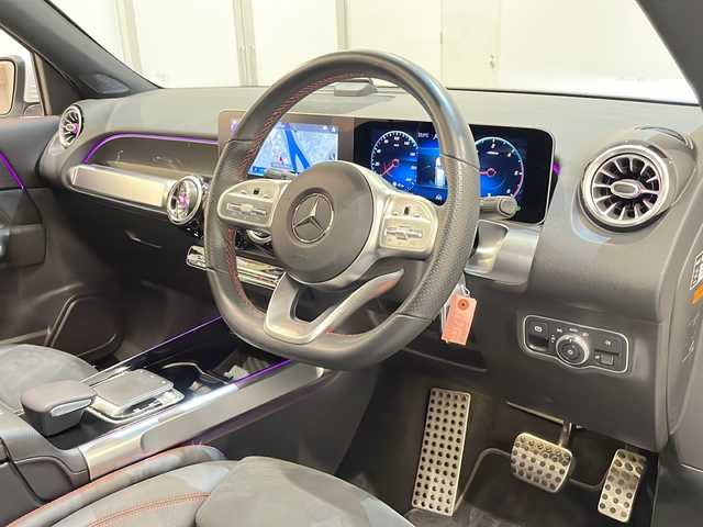 メルセデス・ベンツ ＧＬＢ２００ｄ AMGライン 新潟県 2020(令2)年 3万km ポーラホワイト パノラミックスライディングルーフ/ナビゲーションシステムパッケージ/・アクティブステアリングアシスト/・フルセグ/レーダーセーフティパッケージ/・アクティブディスタンスアシスト・ディストロニック/・アクティブブレーキアシスト/・アクティブブラインドスポットアシスト/ダイナミックセレクト/・エレクトロニック・スタビリティ・プログラム/・パークトロニック/・ダウンヒル・スピード・レギュレーション/・アクティブレーンキーピングアシスト/フラットランクオープナー/アシスト/・アクティブパーキングアシスト/・レーンチェンジアシスト/360°カメラシステム/パワーシート/シートヒーター/ETC2.0/ドライブレコーダー