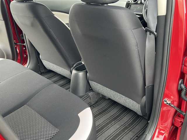 日産 ノート X Vセレクション 愛媛県 2020(令2)年 0.2万km 赤 純正SDナビ/バックカメラ/アラウンドビューモニター/インテリジェントルームミラー/Bluetooth/スマートキー/アイドリングストップ/ETC/純正ドライブレコーダー前のみ/オートライト/オートマチックハイビーム/オートLED/レーンキープアシスト/保証書/取扱説明書